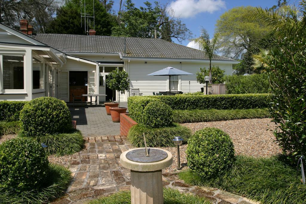 Oak Lane Lodge Hamilton Exterior photo